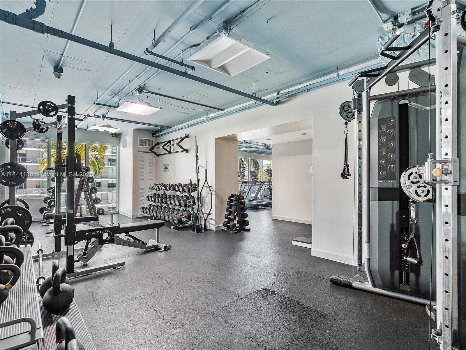 Small Image of Miami Number 31