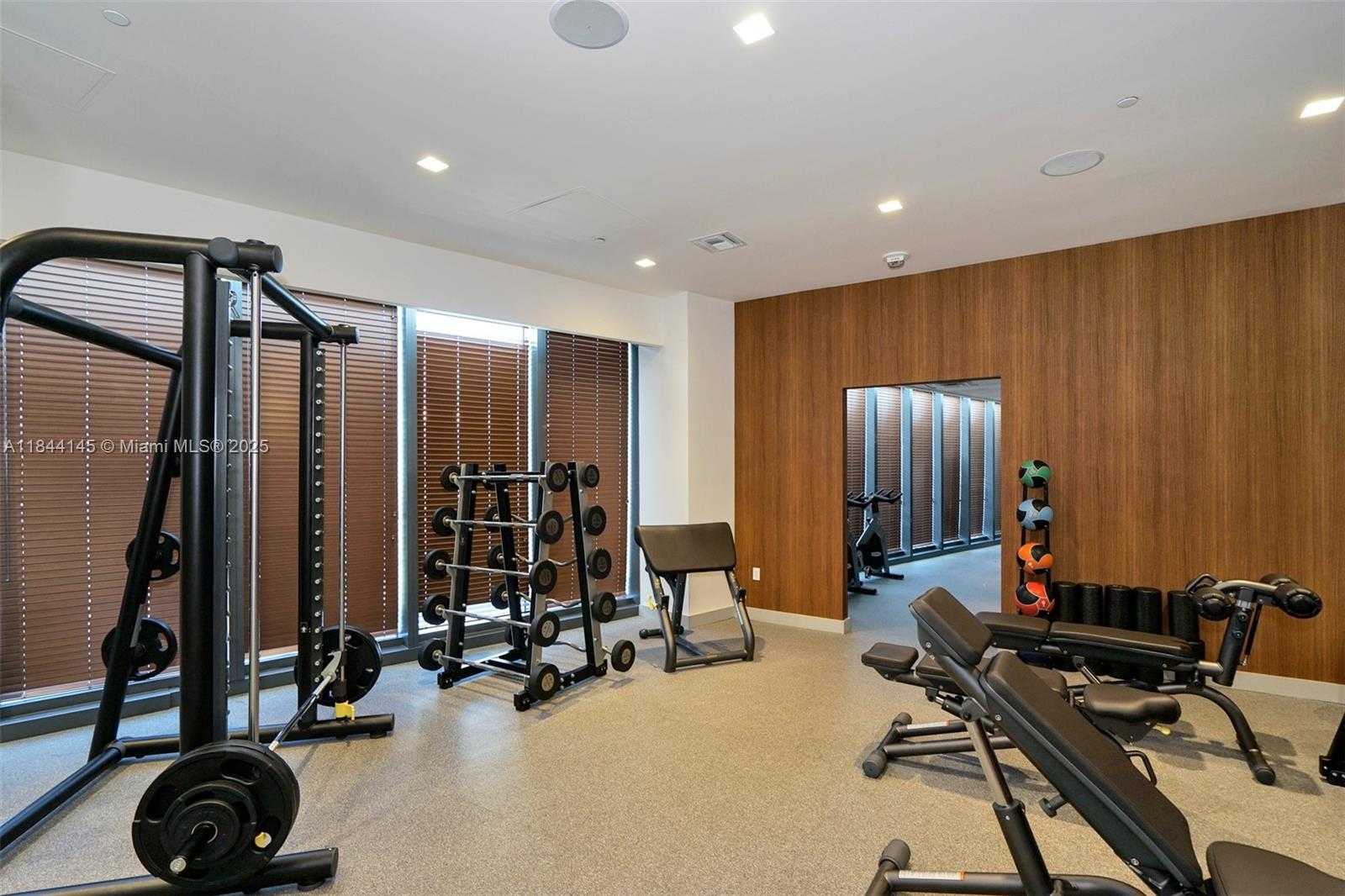 Small Image of 1300 SOUTH MIAMI AVE #1407, Miami Number 26