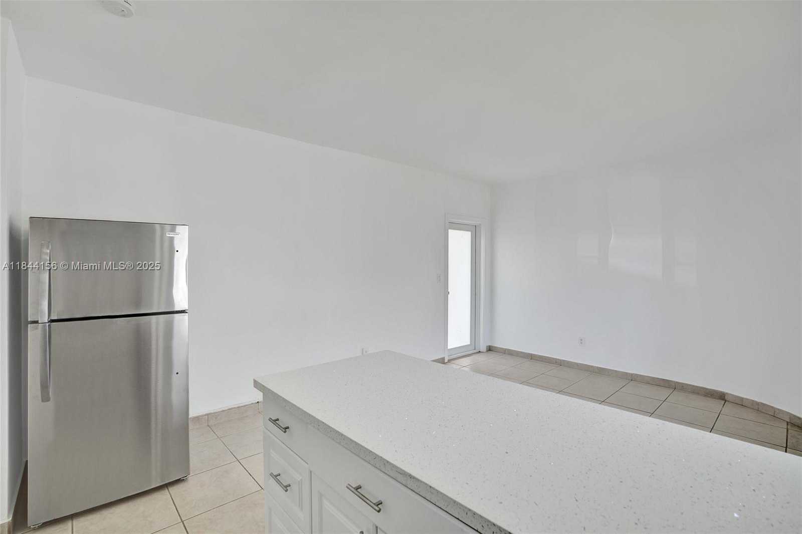 Small Image of 2160 BAY DR #1-1, Miami Beach Number 6