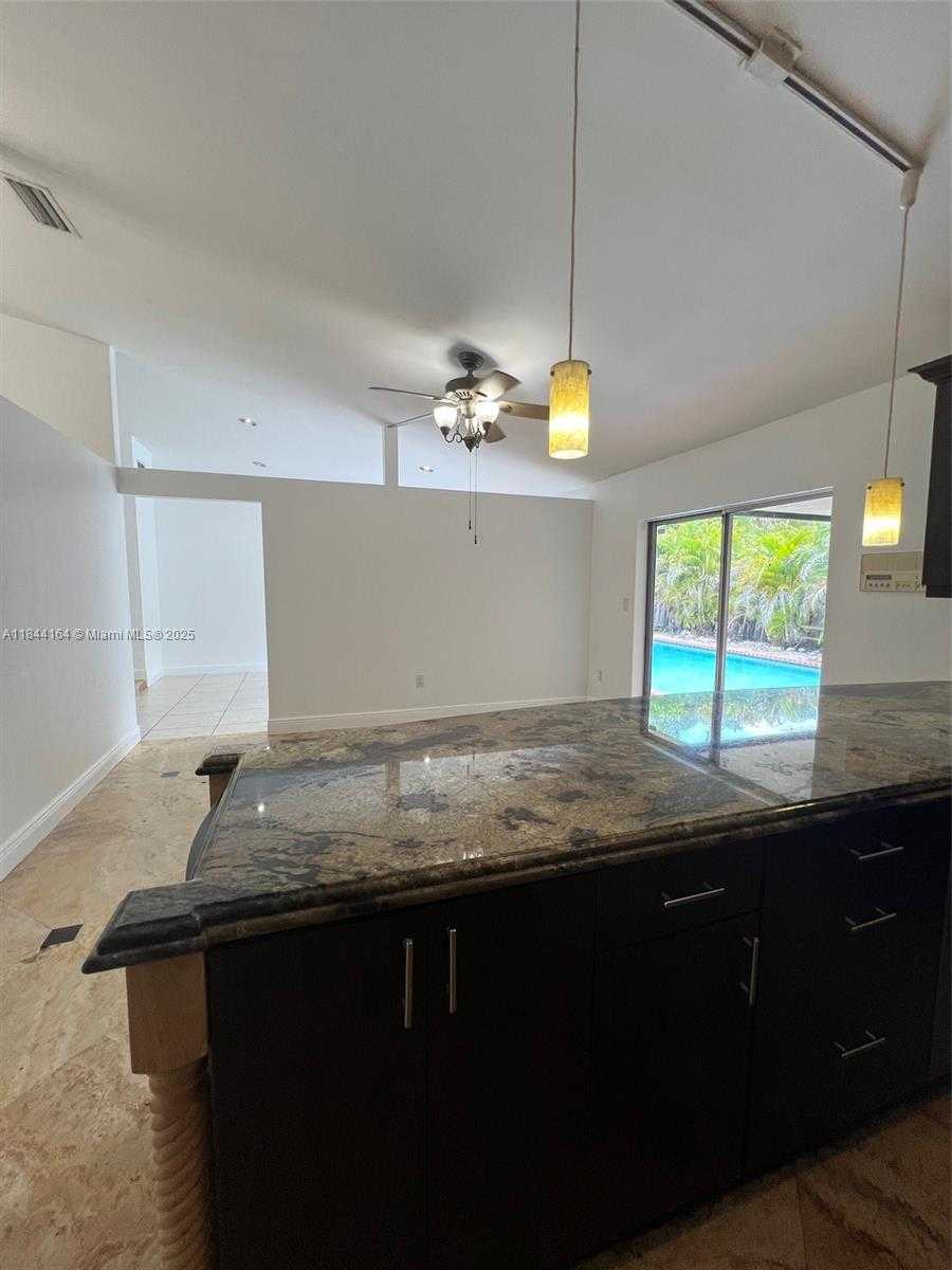 Small Image of 10511 SOUTH WEST 145TH CT, Miami Number 10