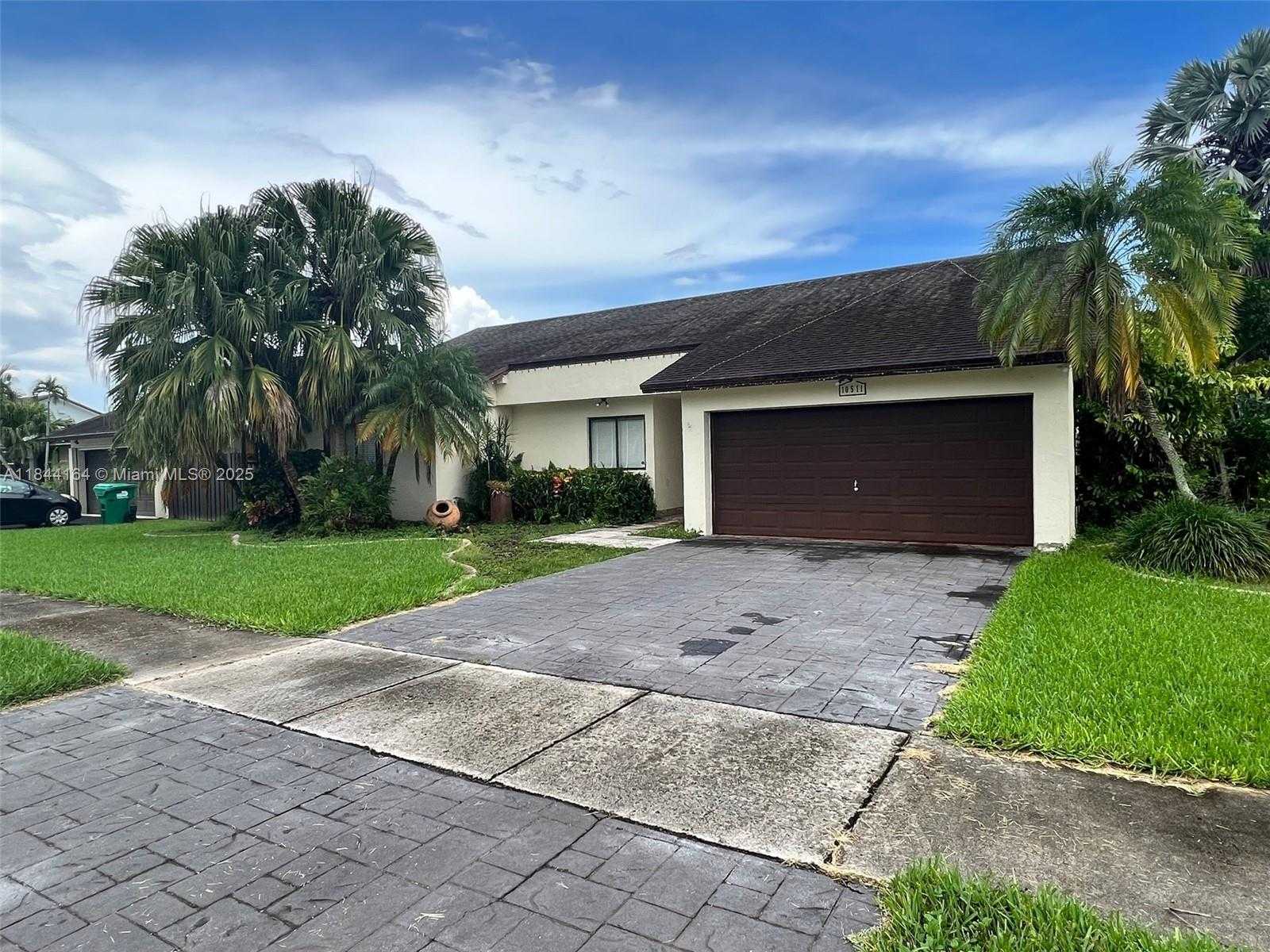 Small Image of 10511 SOUTH WEST 145TH CT, Miami Number 47