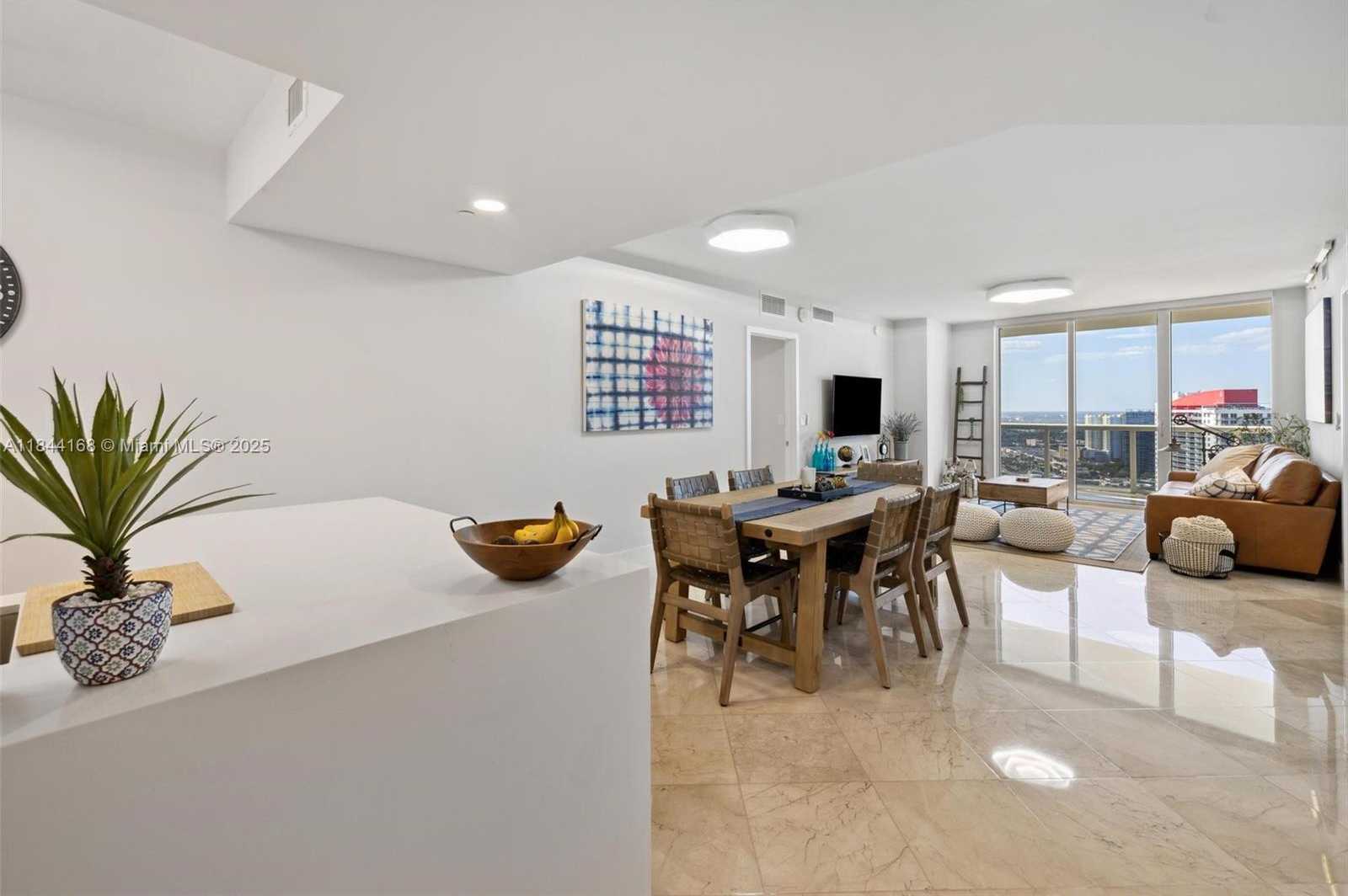 Small Image of 1850 SOUTH OCEAN DR #3408, Hallandale Beach Number 13