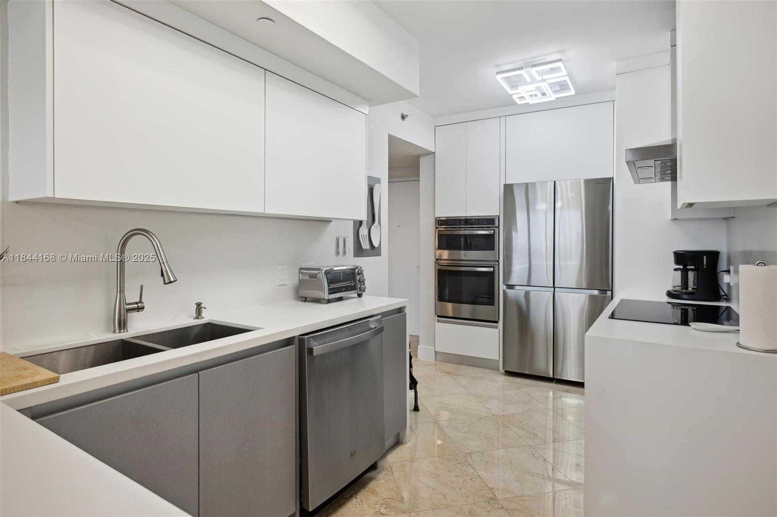 Small Image of 1850 SOUTH OCEAN DR #3408, Hallandale Beach Number 19
