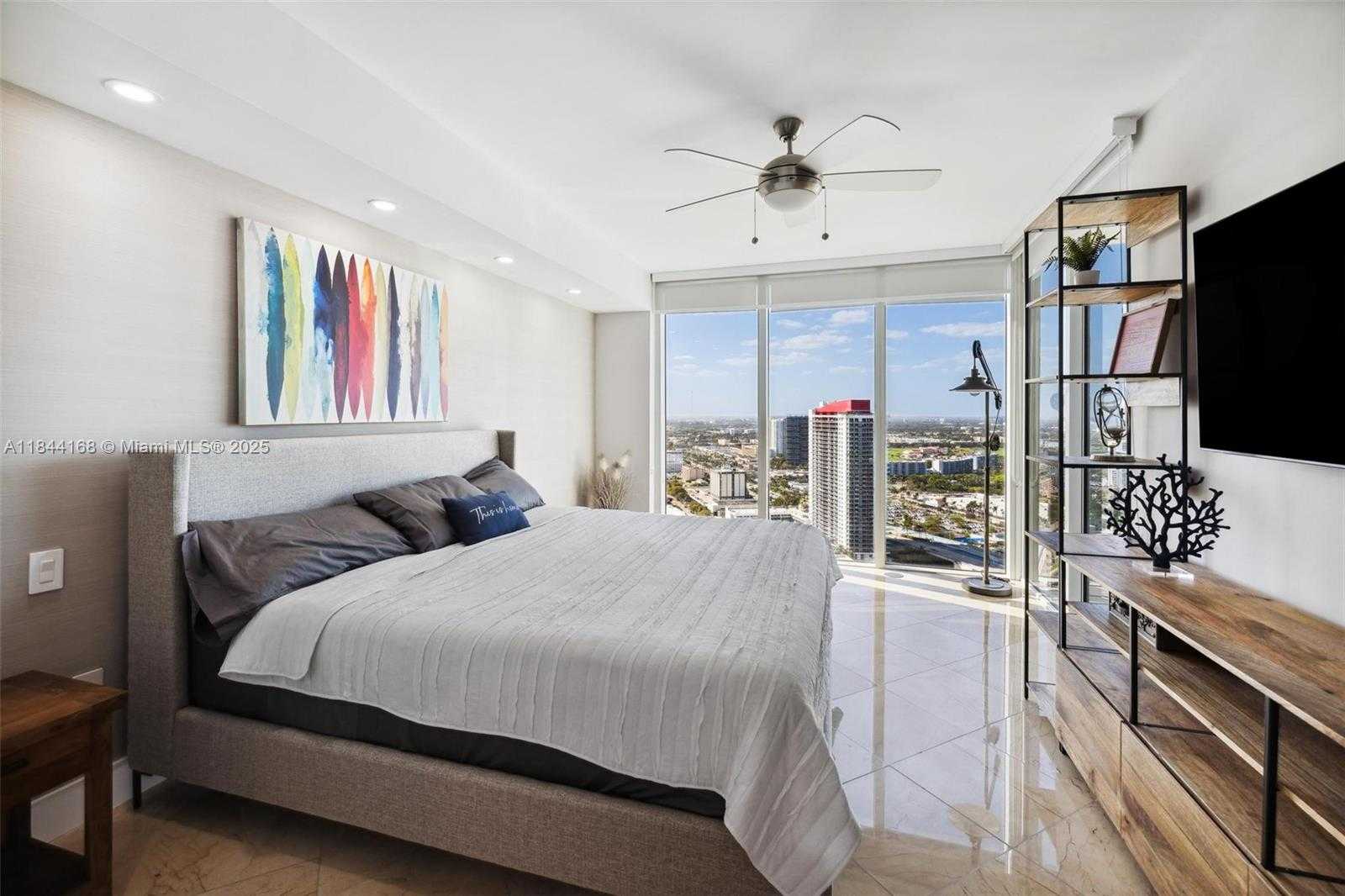 Small Image of 1850 SOUTH OCEAN DR #3408, Hallandale Beach Number 20