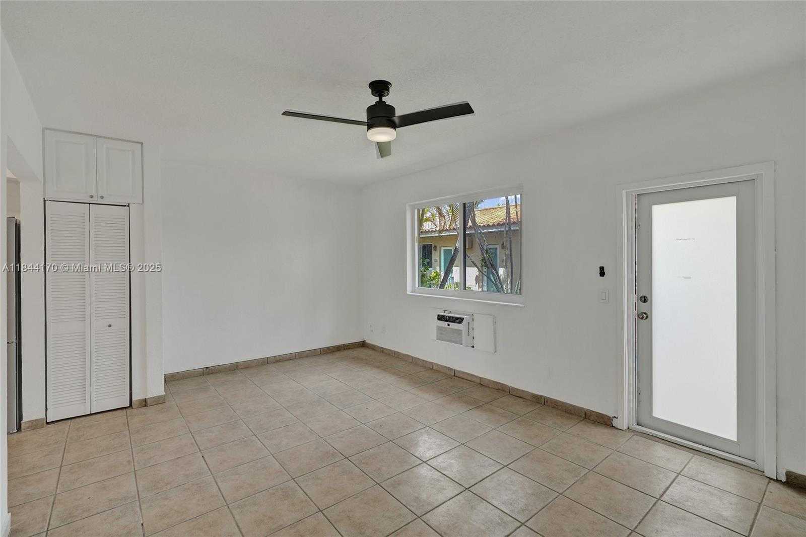 Small Image of 2160 BAY DR #1-2, Miami Beach Number 10