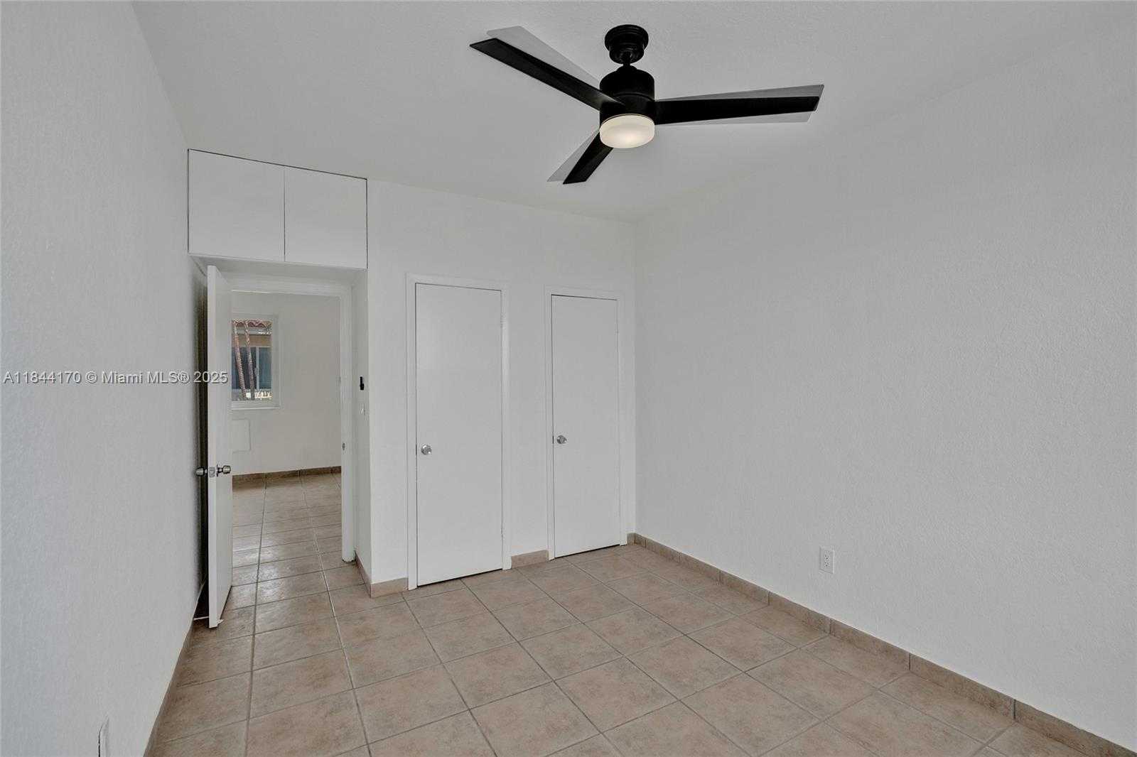 Small Image of 2160 BAY DR #1-2, Miami Beach Number 5
