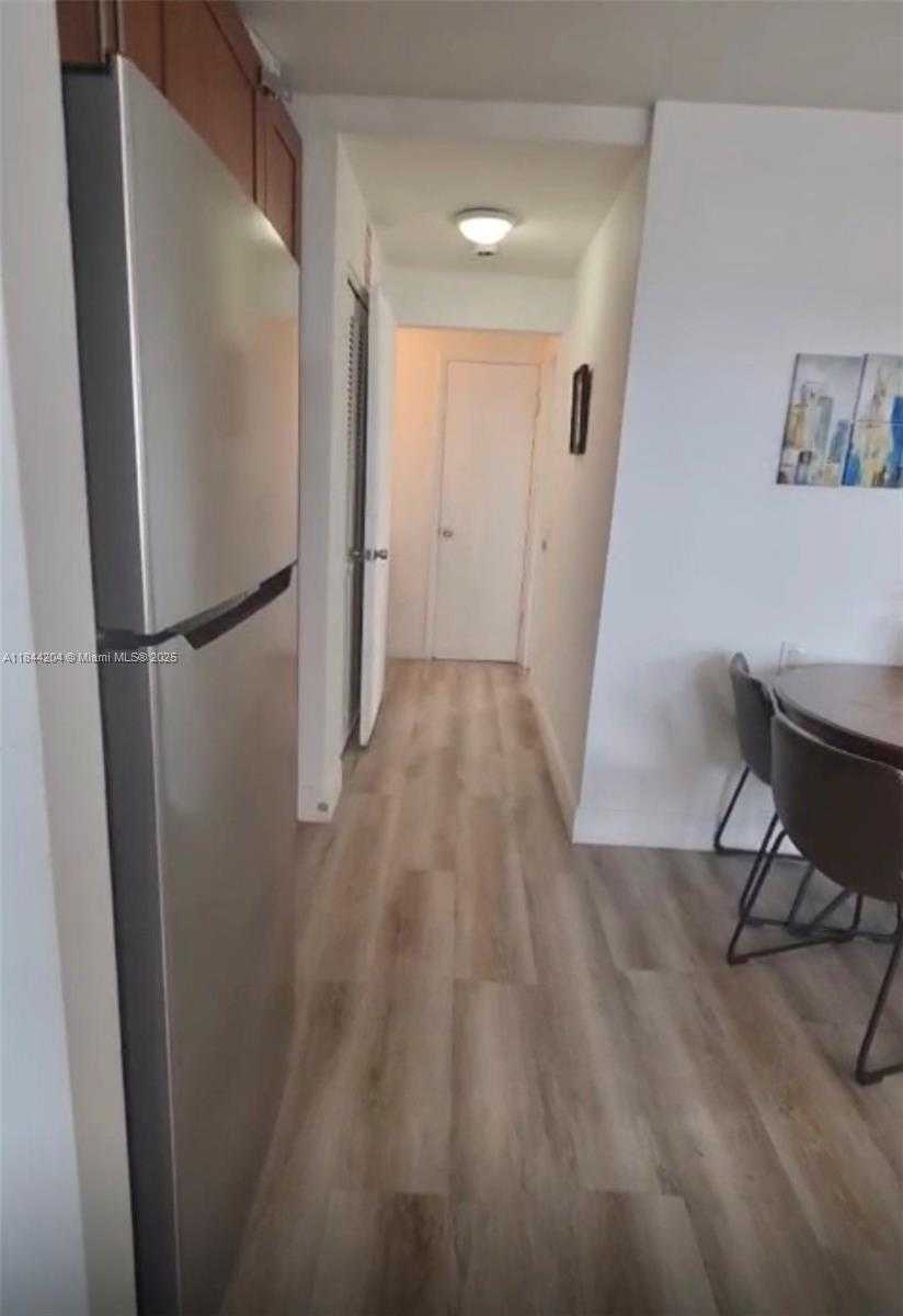 Small Image of 7904 WEST DR #1008, North Bay Village Number 14