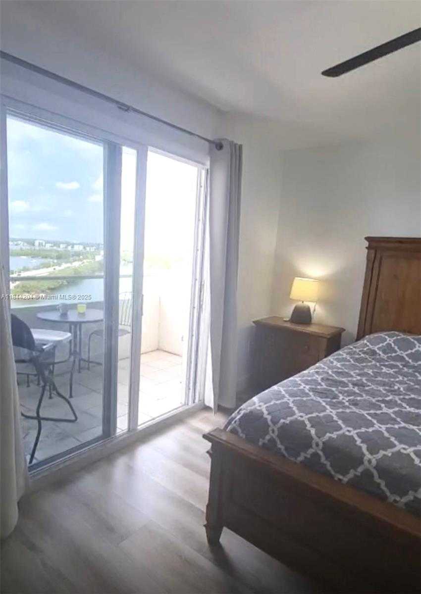 Small Image of 7904 WEST DR #1008, North Bay Village Number 15
