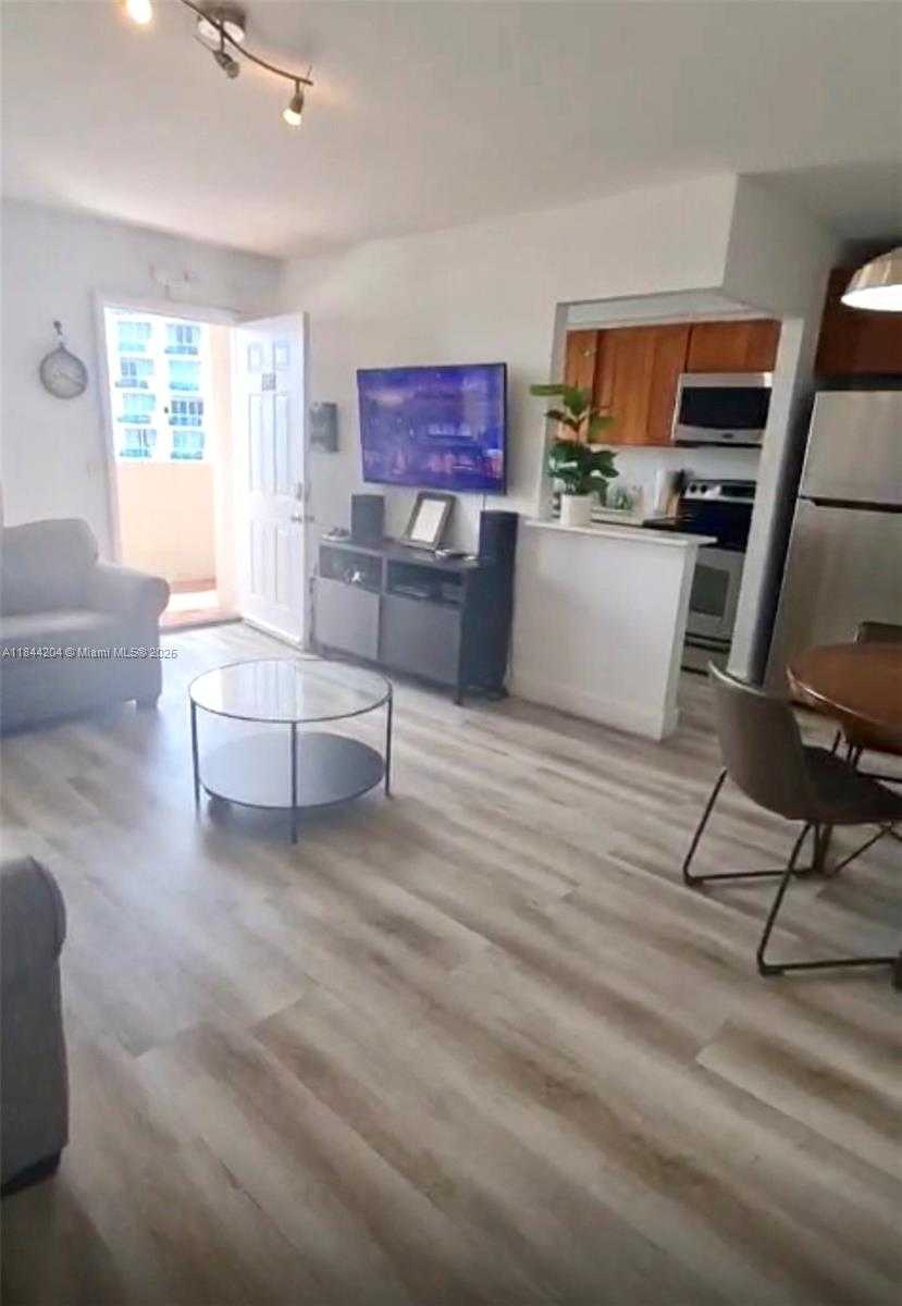 Small Image of 7904 WEST DR #1008, North Bay Village Number 6