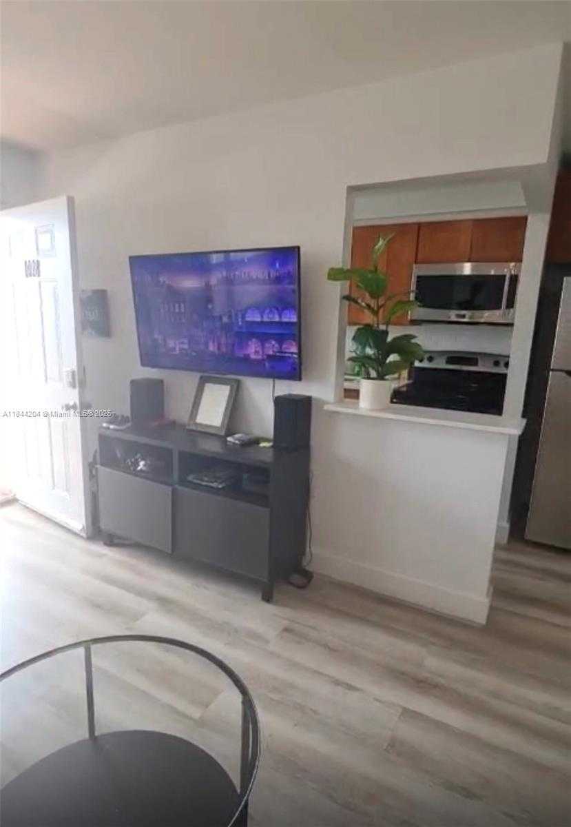 Small Image of 7904 WEST DR #1008, North Bay Village Number 8
