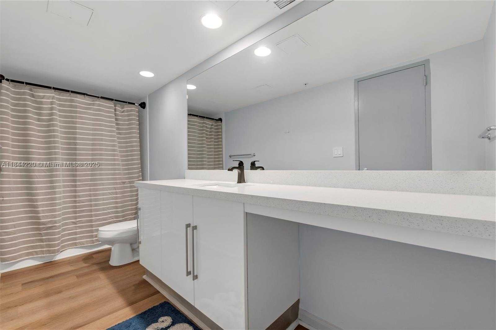Small Image of 3000 SOUTH OCEAN DR #1122, Hollywood Number 21