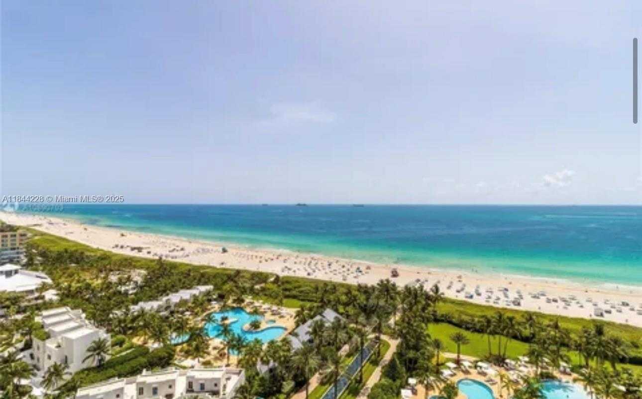 Small Image of 100 SOUTH POINTE DR #1709, Miami Beach Number 21