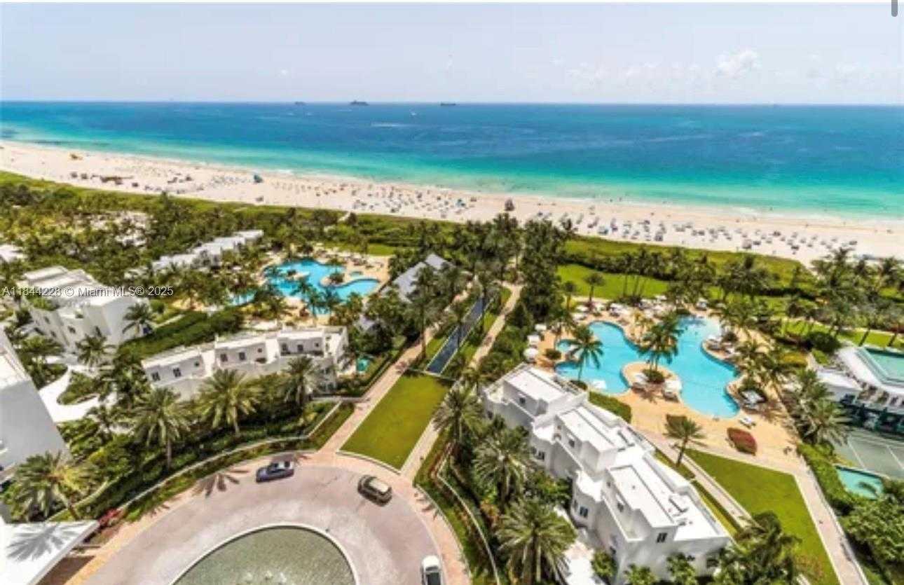 Small Image of 100 SOUTH POINTE DR #1709, Miami Beach Number 24