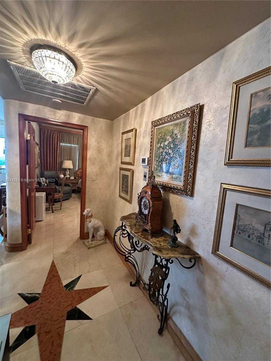 Small Image of 700 BILTMORE WAY #1212, Coral Gables Number 10