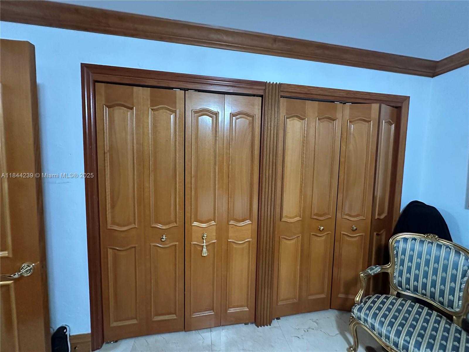 Small Image of 700 BILTMORE WAY #1212, Coral Gables Number 13