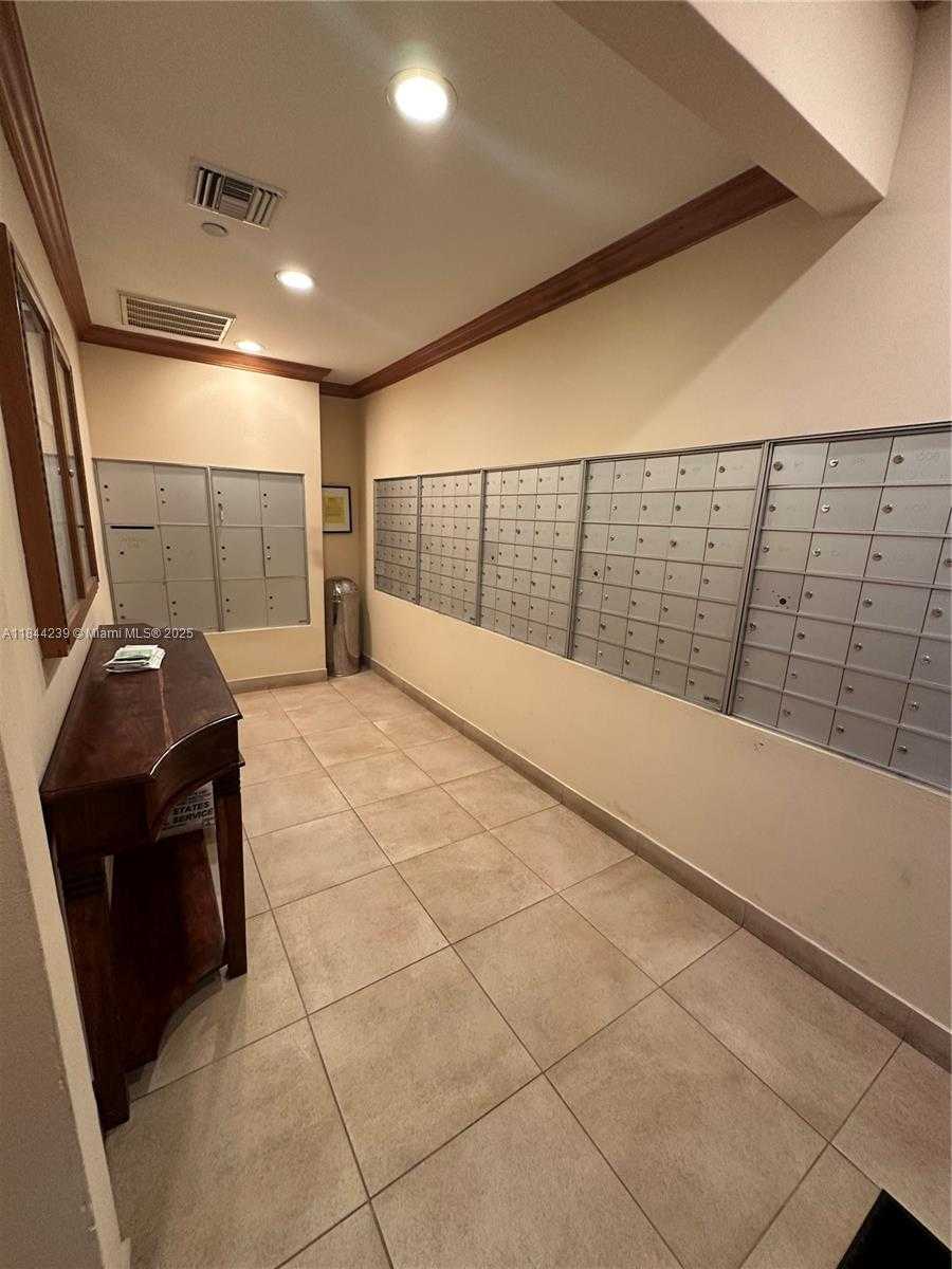 Small Image of 700 BILTMORE WAY #1212, Coral Gables Number 20