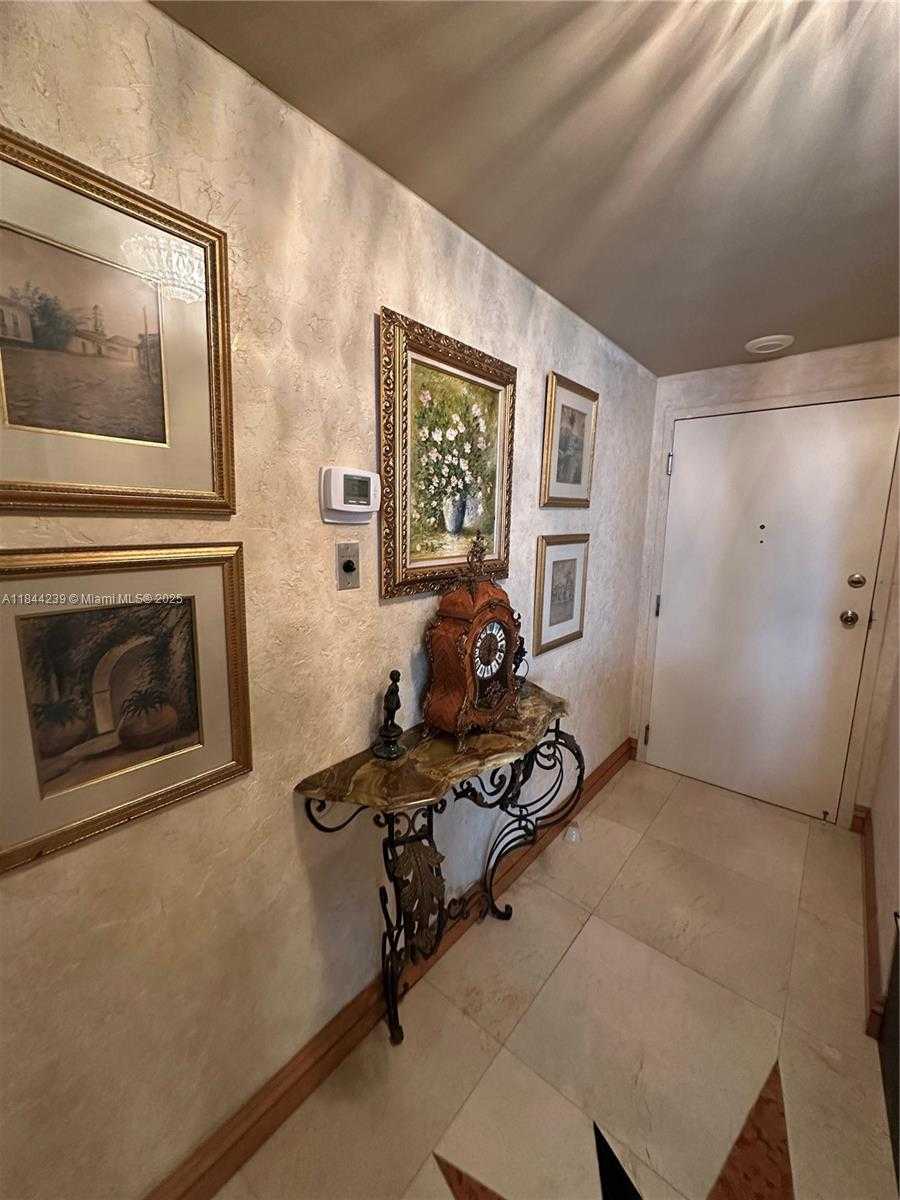 Small Image of 700 BILTMORE WAY #1212, Coral Gables Number 9