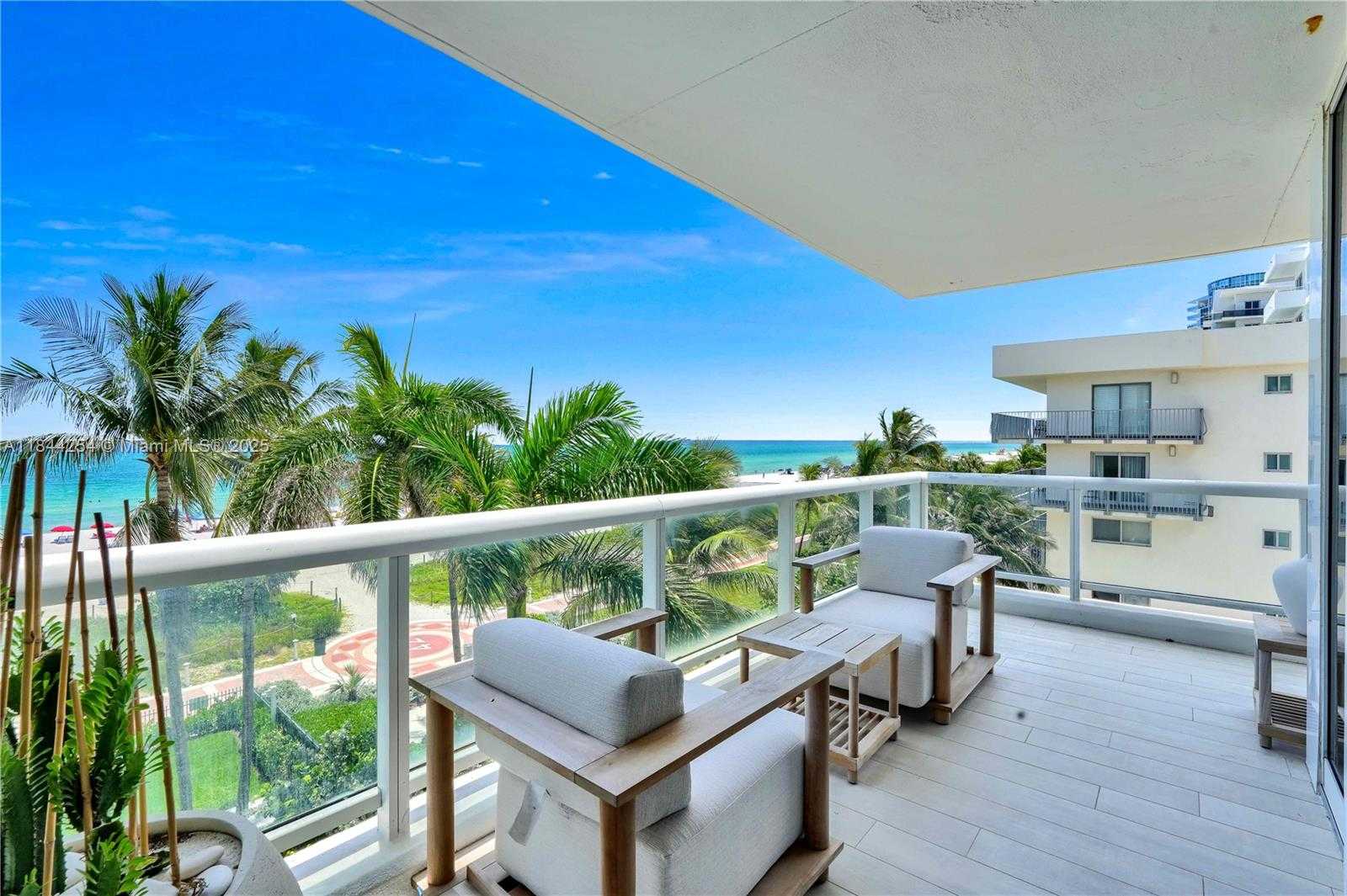 Small Image of 4201 COLLINS AVE #401, Miami Beach Number 10