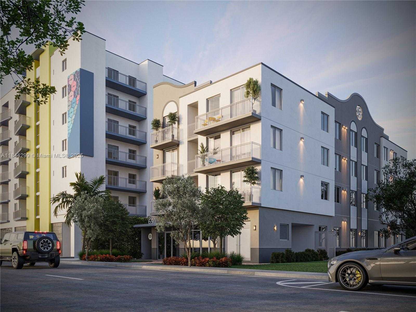 Small Image of 650 SOUTH WEST 1ST ST #206, Miami Number 9