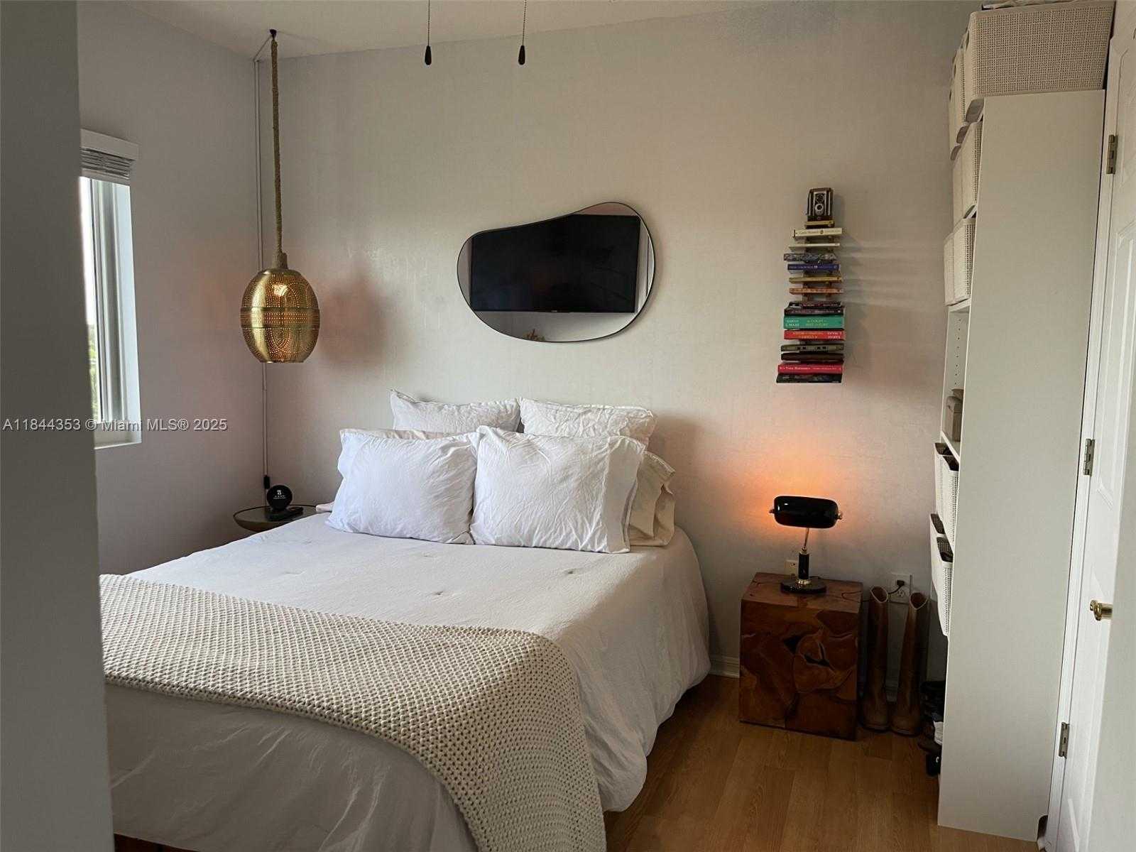 Small Image of 3500 CORAL WAY #709, Miami Number 11