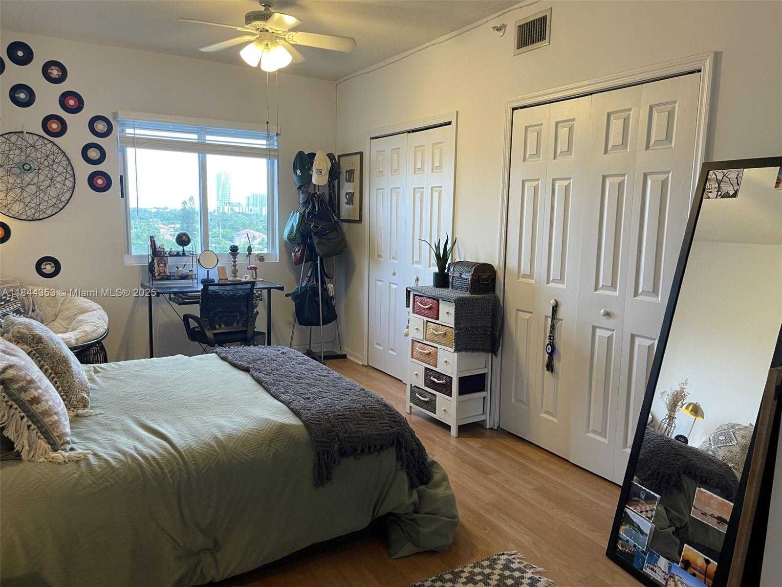 Small Image of 3500 CORAL WAY #709, Miami Number 9