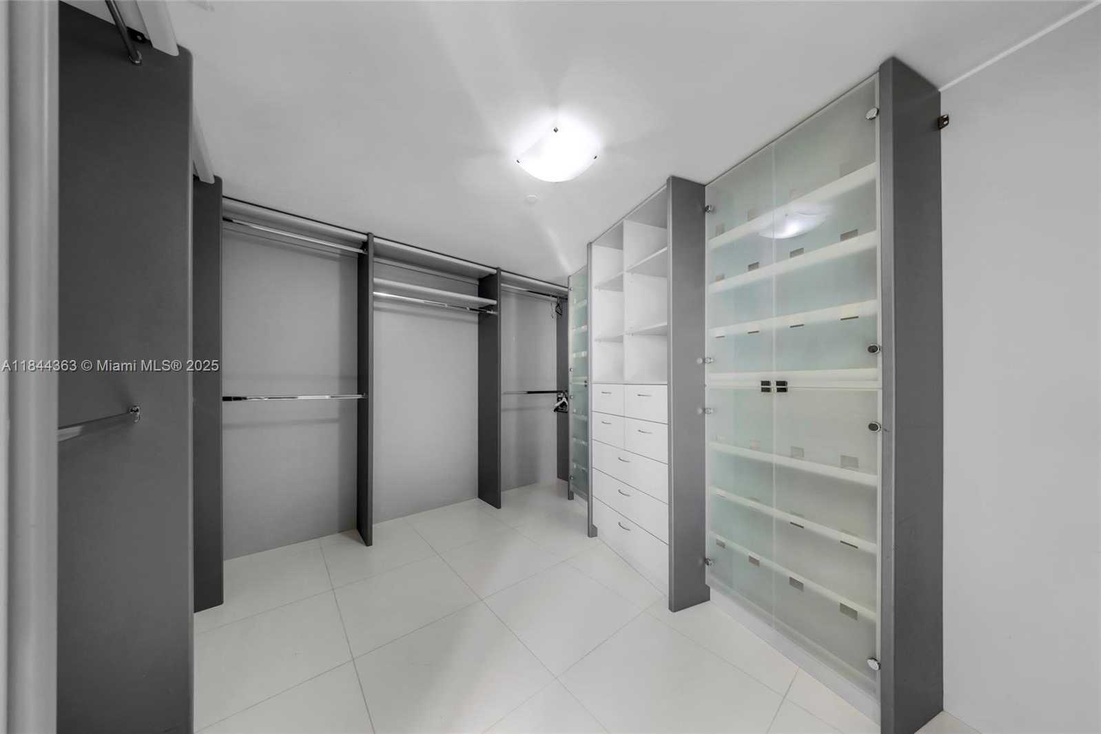 Small Image of 1850 SOUTH OCEAN DR #1110, Hallandale Beach Number 13