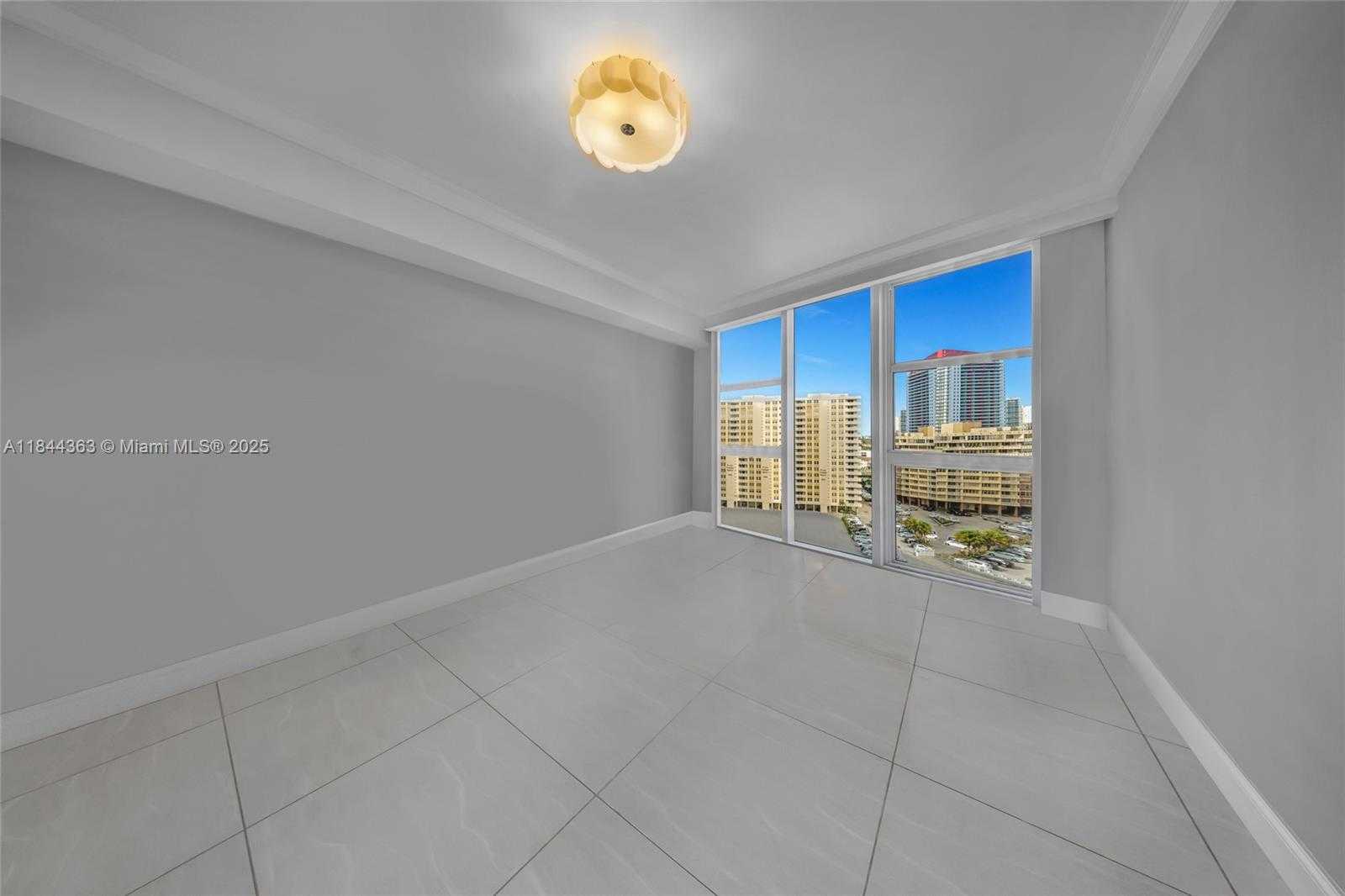Small Image of 1850 SOUTH OCEAN DR #1110, Hallandale Beach Number 17