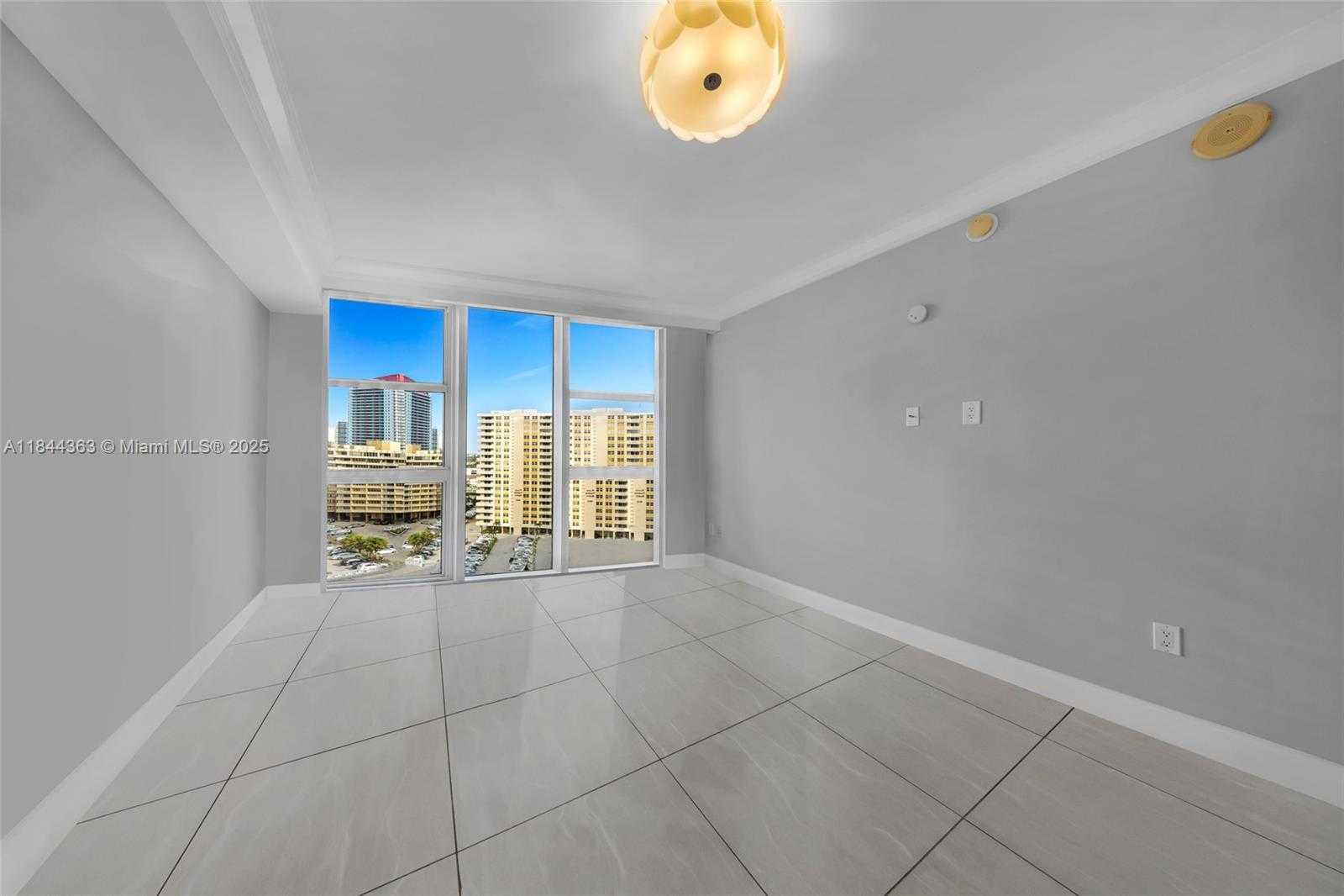Small Image of 1850 SOUTH OCEAN DR #1110, Hallandale Beach Number 18