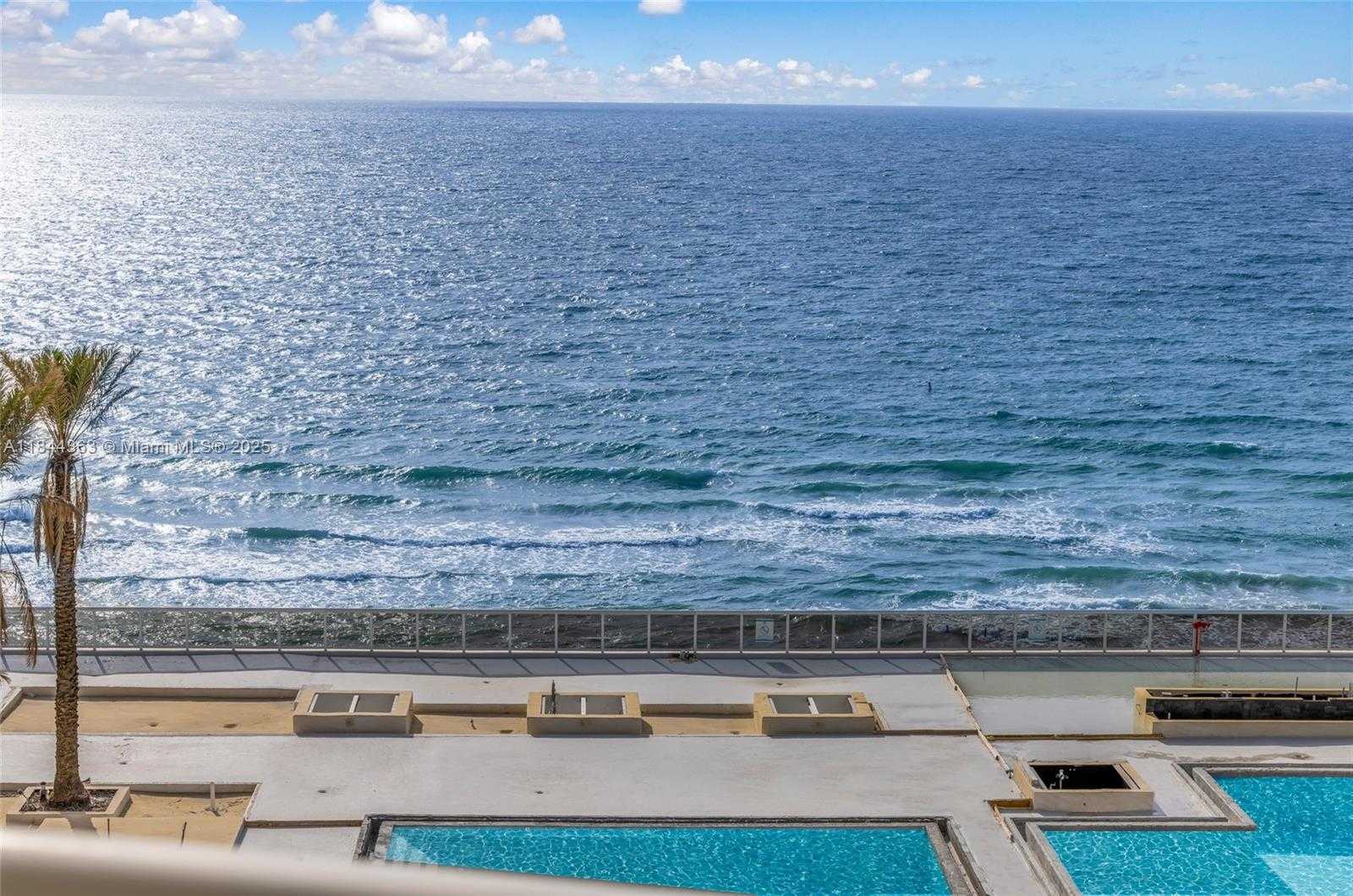 Small Image of 1850 SOUTH OCEAN DR #1110, Hallandale Beach Number 22