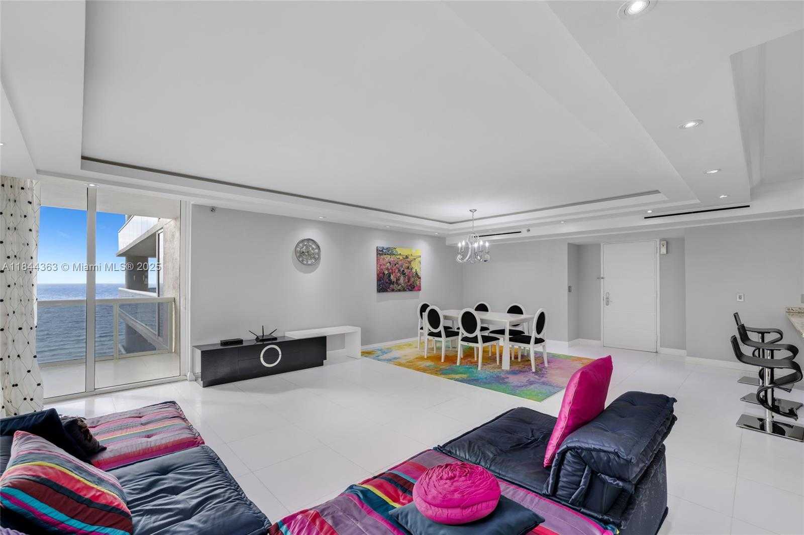 Small Image of 1850 SOUTH OCEAN DR #1110, Hallandale Beach Number 4