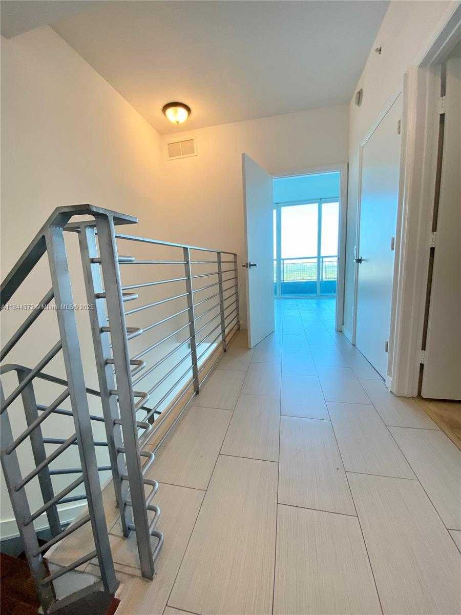 Small Image of 60 SOUTH WEST 13TH ST #1809, Miami Number 12