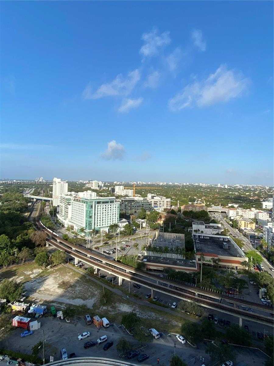 Small Image of 60 SOUTH WEST 13TH ST #1809, Miami Number 14