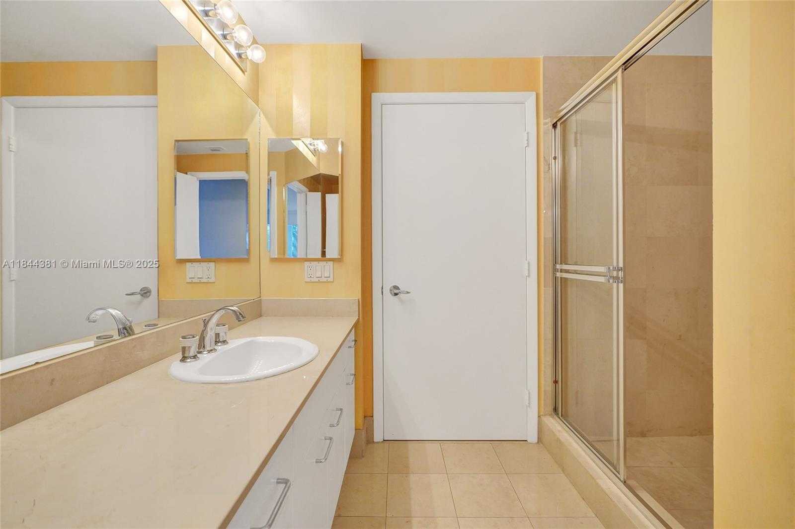 Small Image of 21150 POINT PL #406, Aventura Number 43