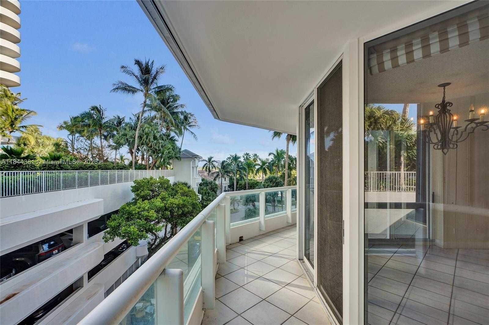 Small Image of 21150 POINT PL #406, Aventura Number 66