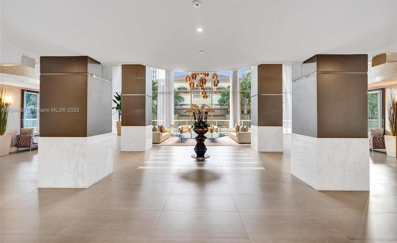 Small Image of 21150 POINT PL #406, Aventura Number 88