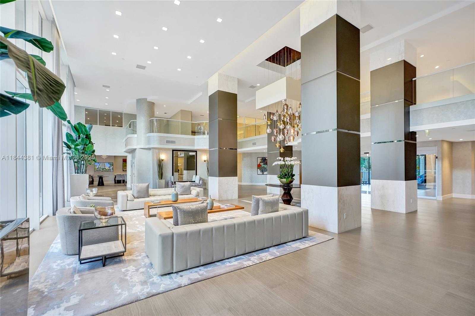 Small Image of 21150 POINT PL #406, Aventura Number 90