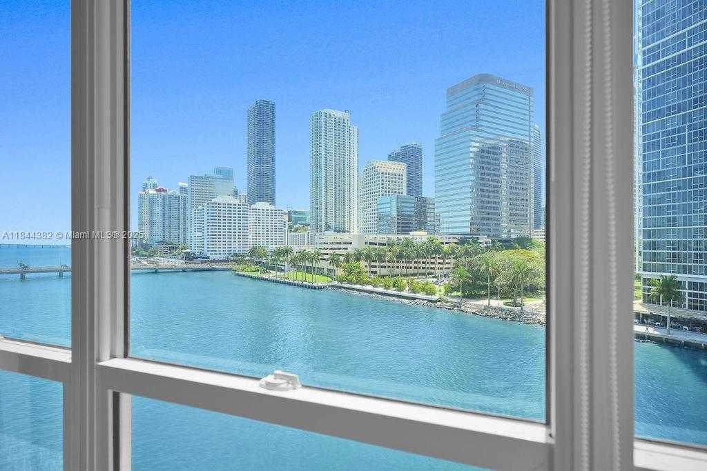 Small Image of 801 BRICKELL KEY BLVD #602, Miami Number 16