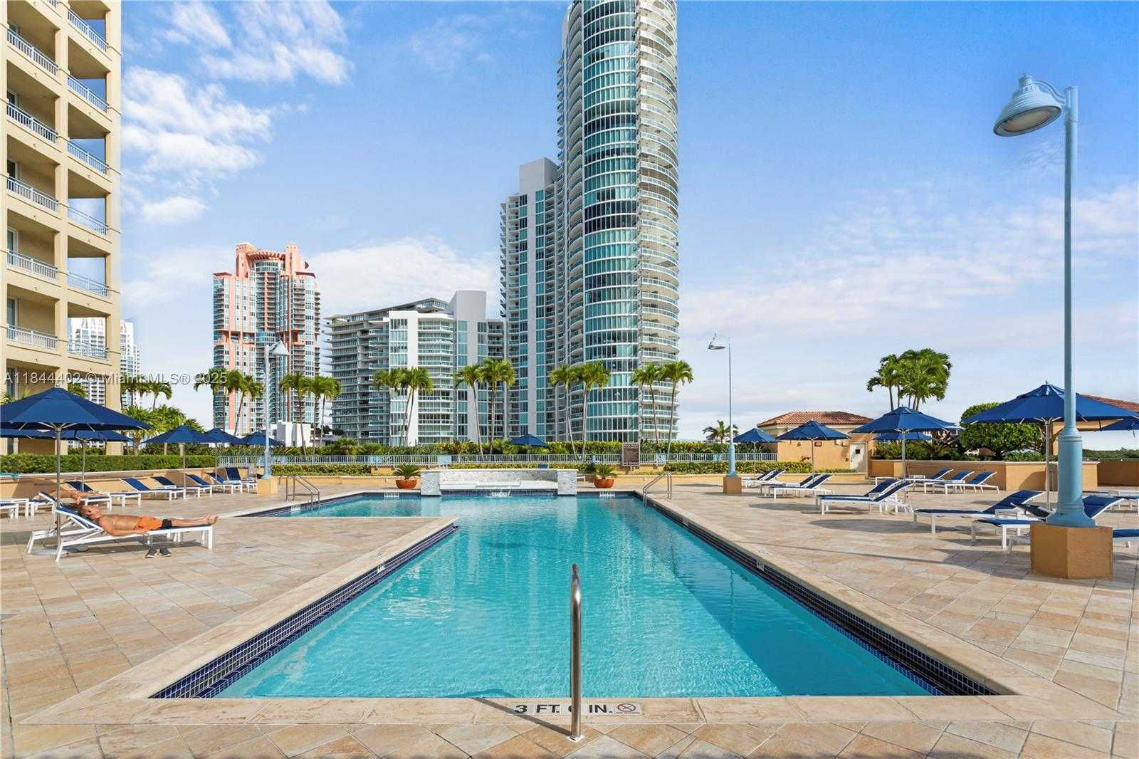 Small Image of 90 ALTON RD #409, Miami Beach Number 13