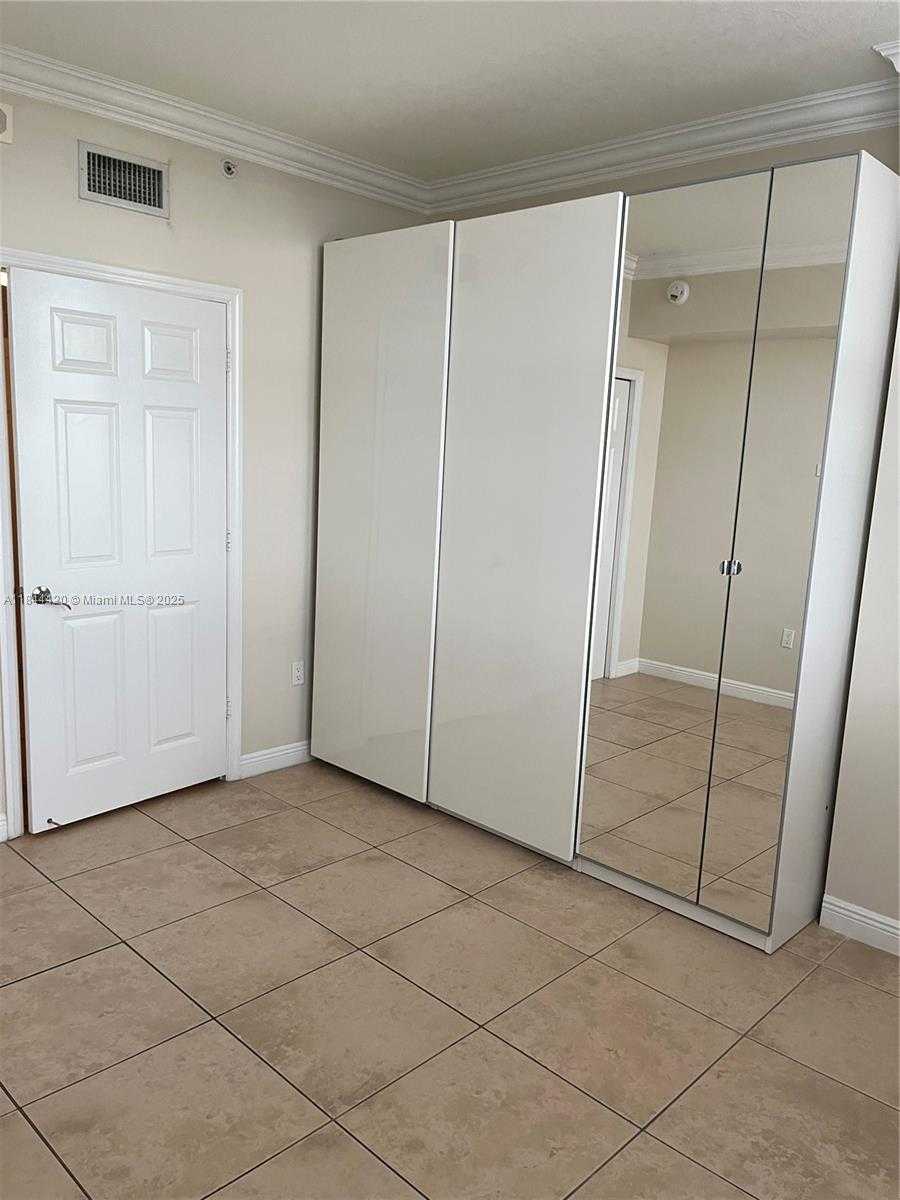 Small Image of Coral Gables Number 9