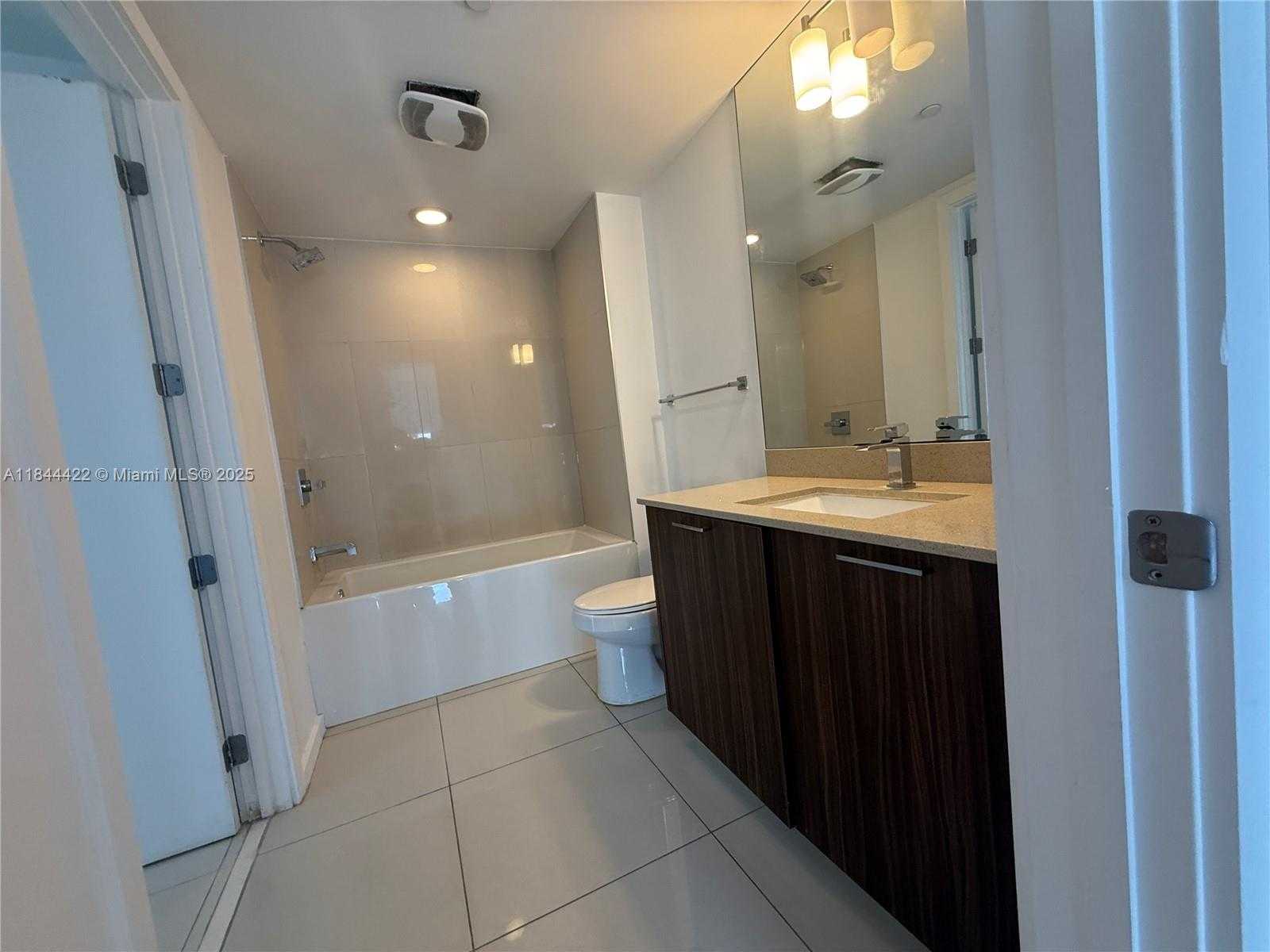 Small Image of 5252 NORTH WEST 85TH AVE #1109, Doral Number 13