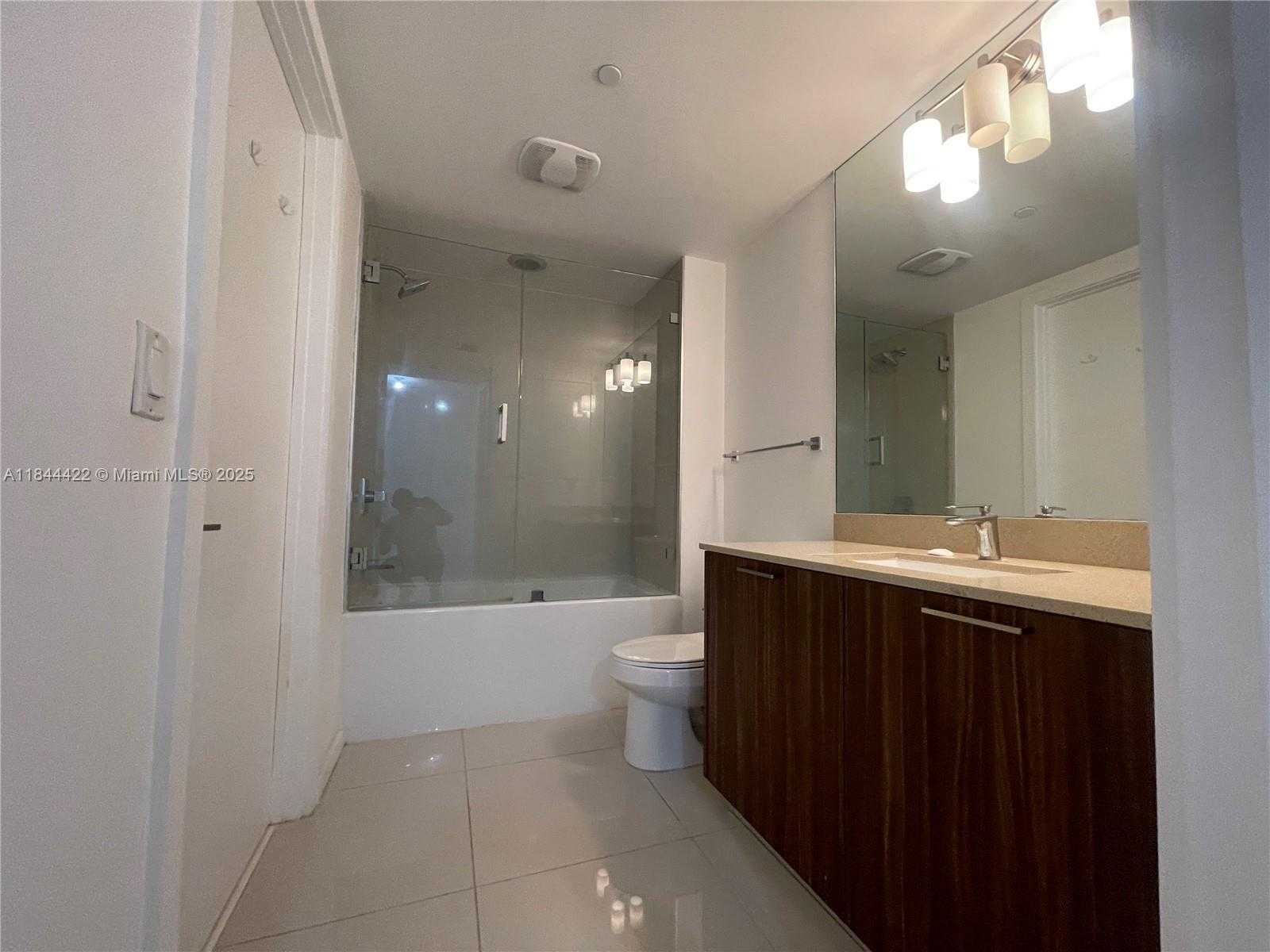 Small Image of 5252 NORTH WEST 85TH AVE #1109, Doral Number 14