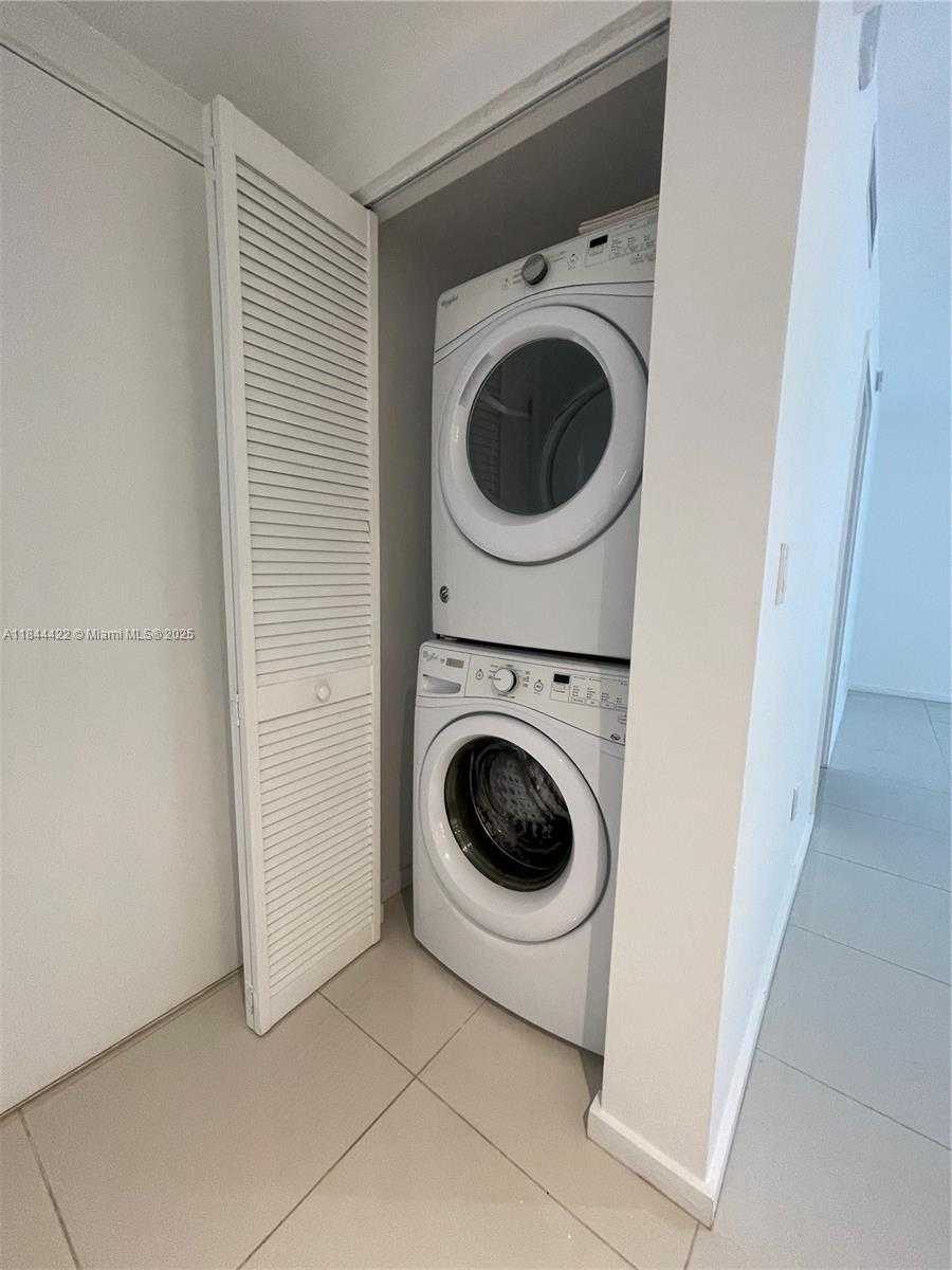 Small Image of 5252 NORTH WEST 85TH AVE #1109, Doral Number 18