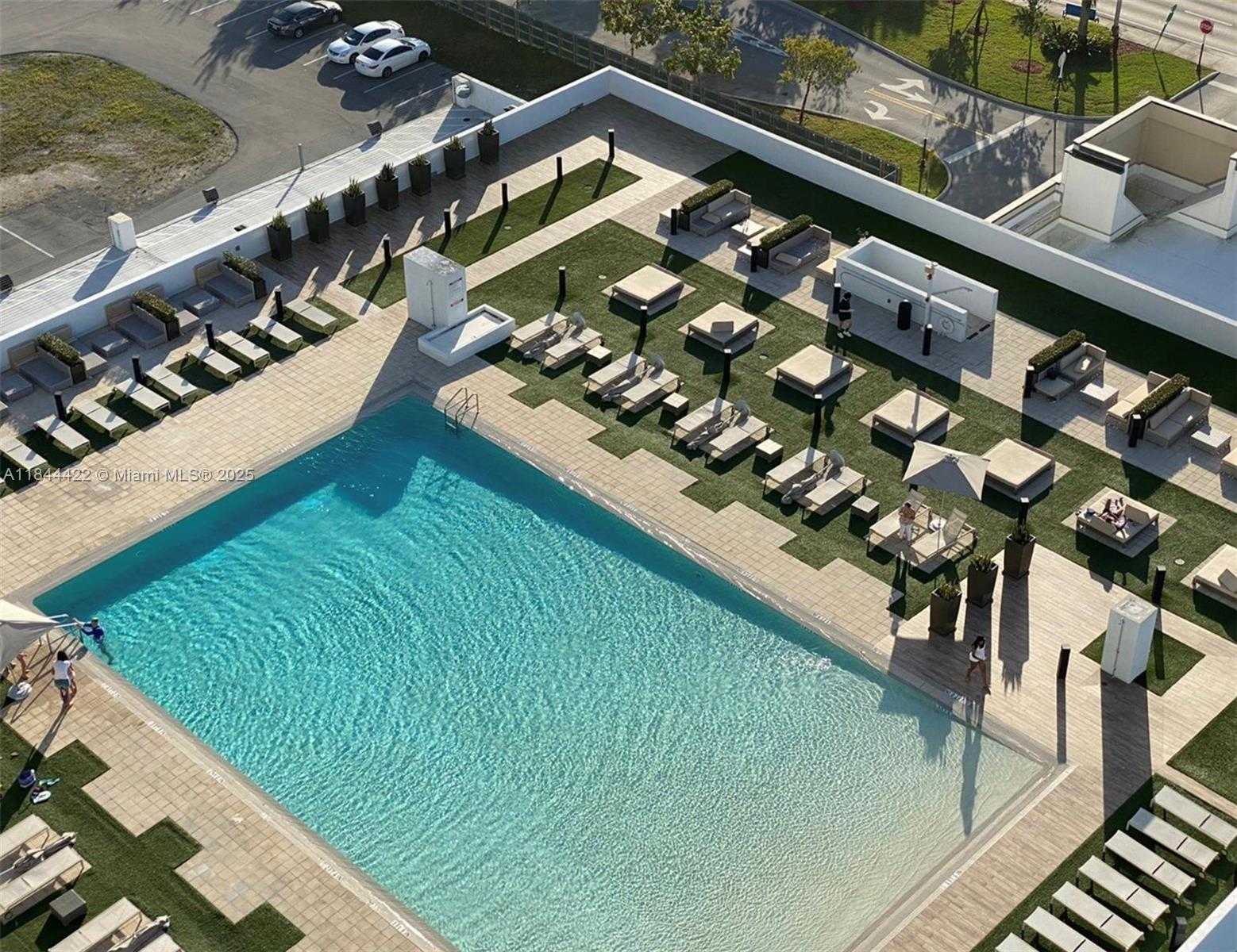 Small Image of 5252 NORTH WEST 85TH AVE #1109, Doral Number 2