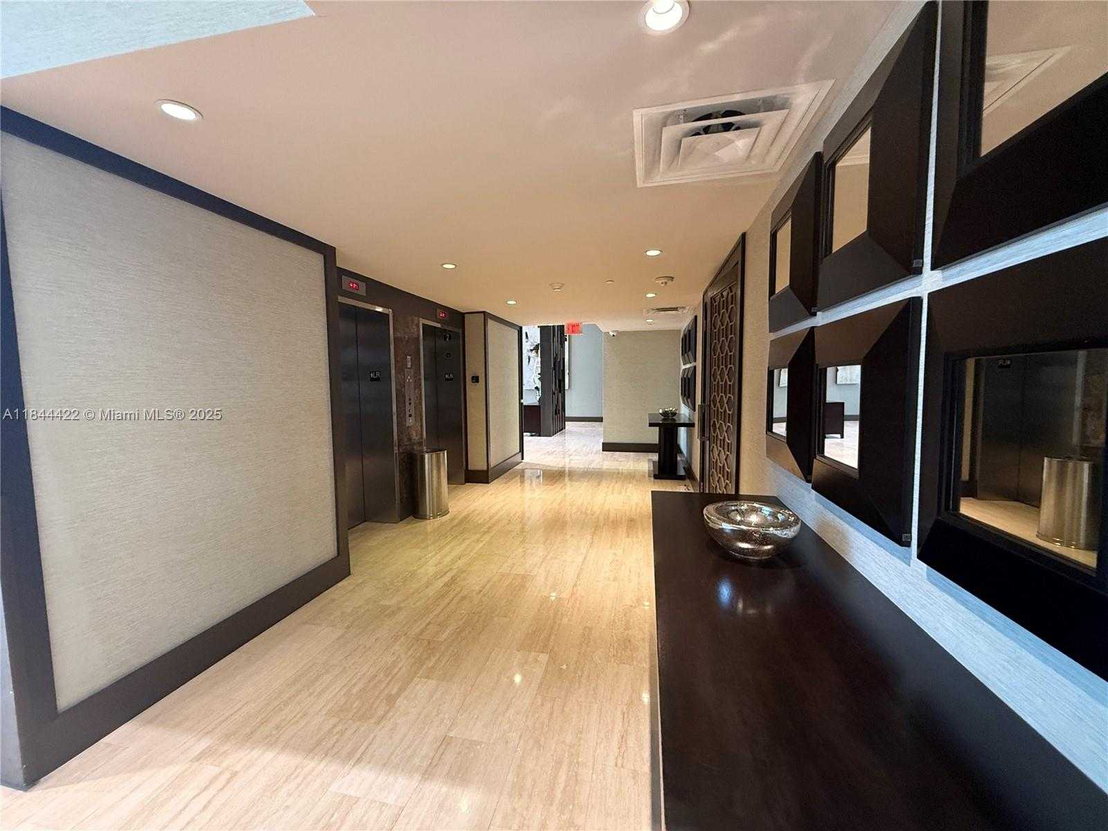 Small Image of 5252 NORTH WEST 85TH AVE #1109, Doral Number 24