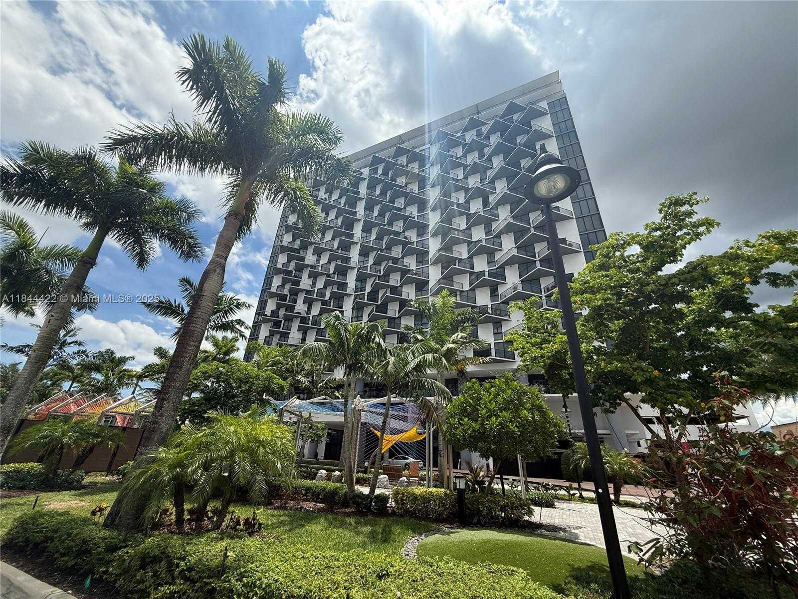 Small Image of 5252 NORTH WEST 85TH AVE #1109, Doral Number 37