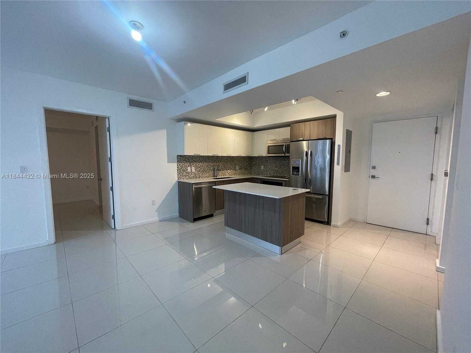 Small Image of 5252 NORTH WEST 85TH AVE #1109, Doral Number 7
