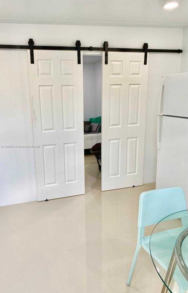 Small Image of 14811 SOUTH WEST 153RD TER #E, Miami Number 10
