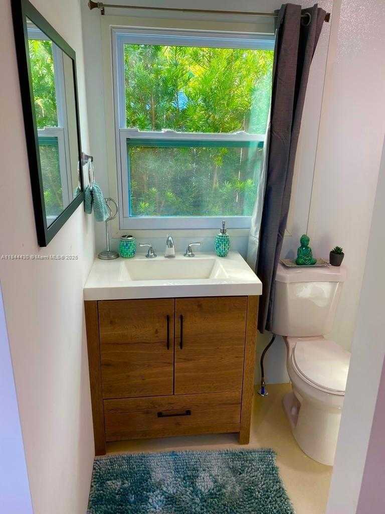 Small Image of 14811 SOUTH WEST 153RD TER #E, Miami Number 2