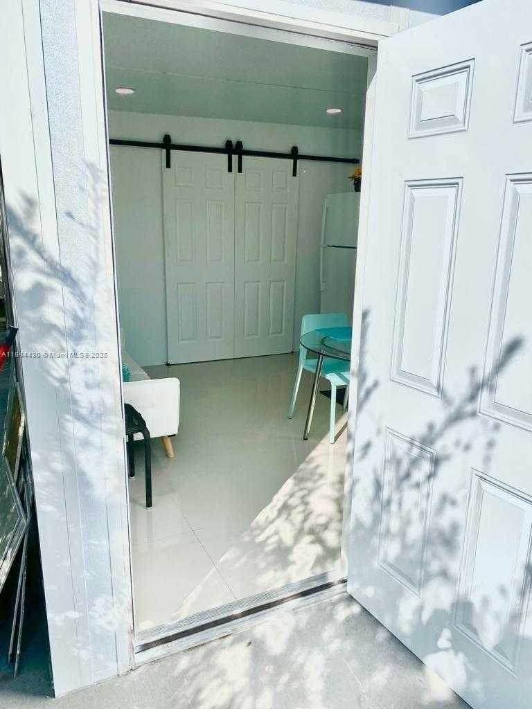 Small Image of 14811 SOUTH WEST 153RD TER #E, Miami Number 8
