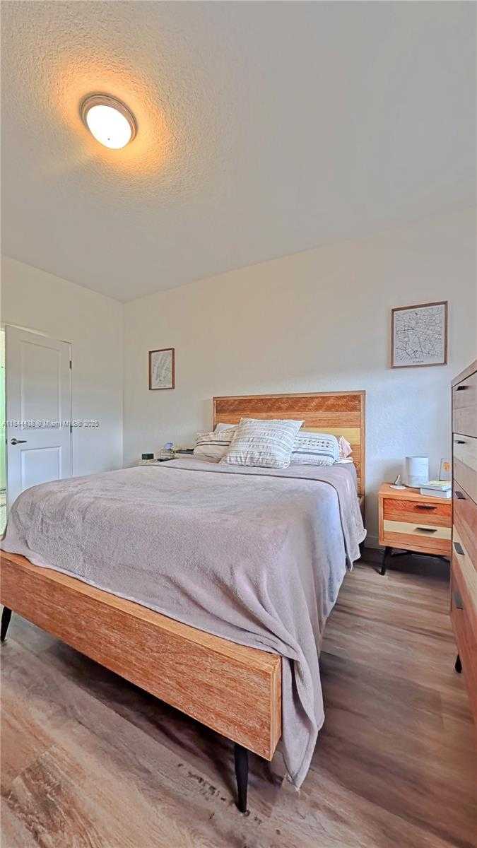 Small Image of 15500 SOUTH WEST 136TH ST #213, Miami Number 11